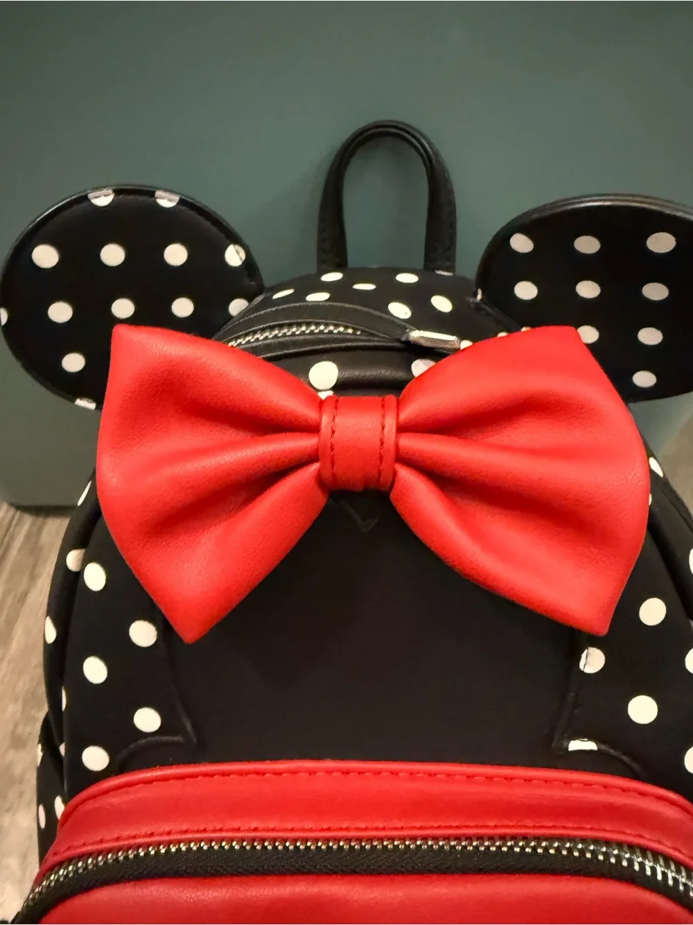 Loungefly Polka Dot Minnie Mouse Backpack - Black & Red